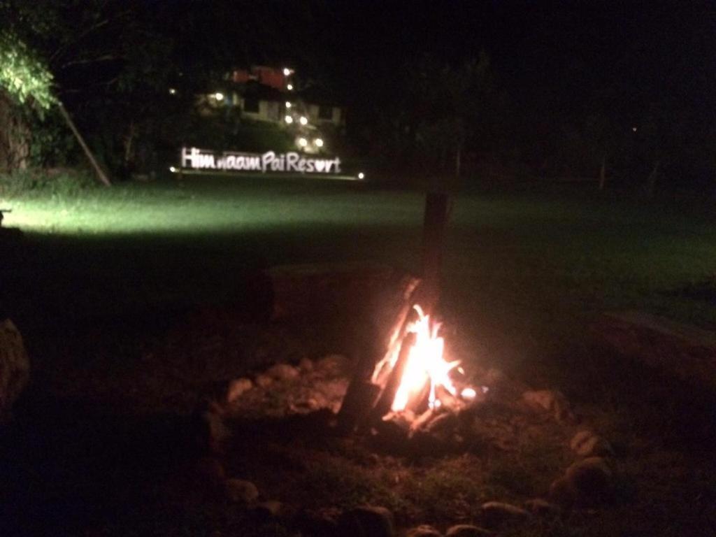 Him Naam Pai Resort Bagian luar foto
