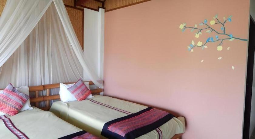 Him Naam Pai Resort Bagian luar foto