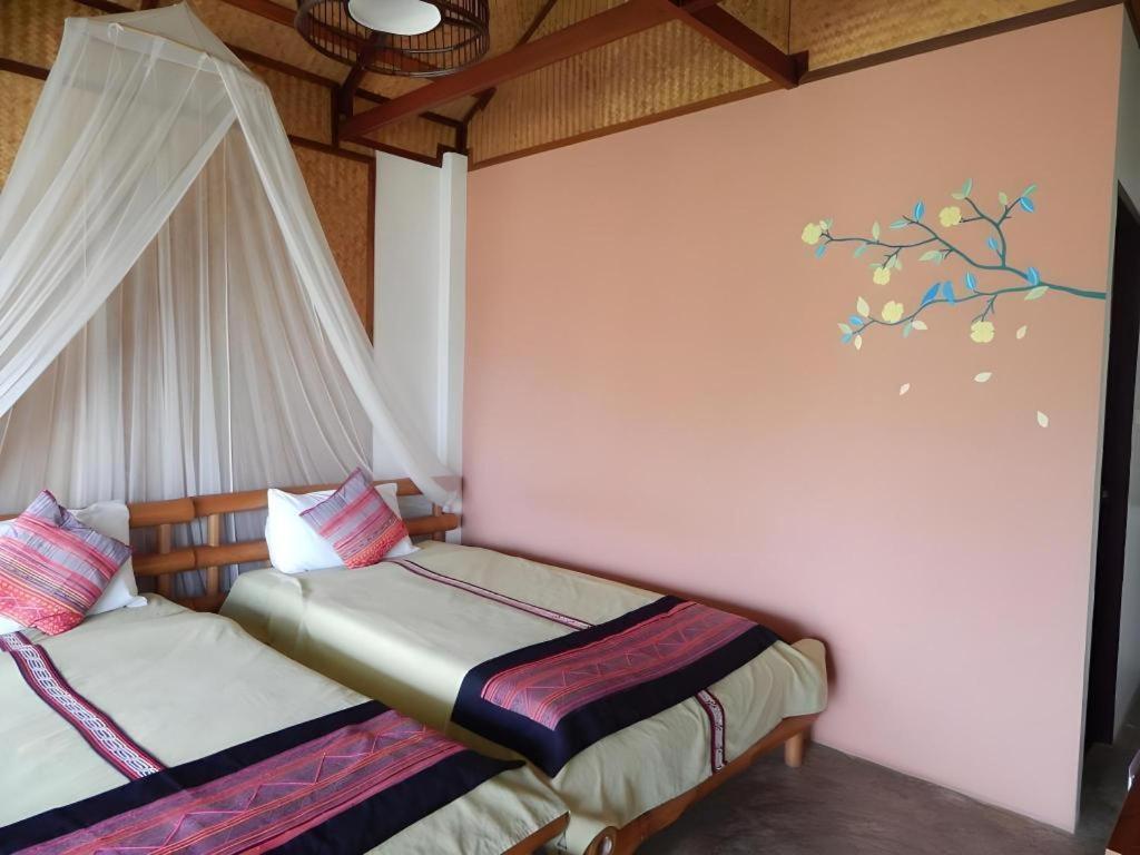 Him Naam Pai Resort Bagian luar foto